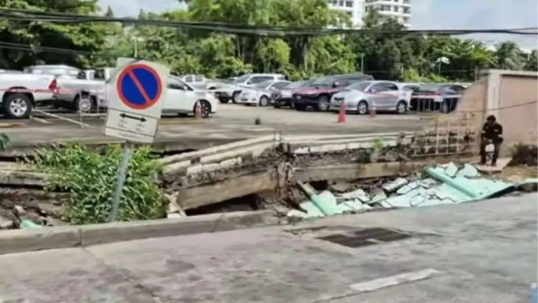 Bangkok Chaos as Fresh Road Collapse Sparks Traffic Nightmare