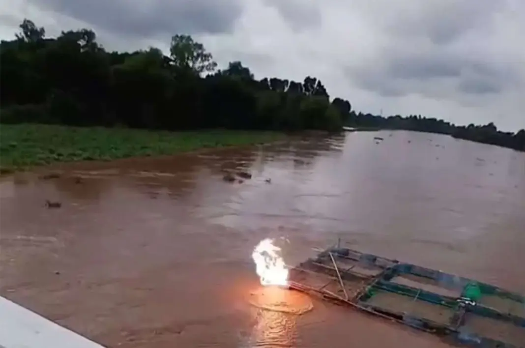 Hero’s River Rescue Turns to Horror as Man Electrocuted in Nan River Tragedy