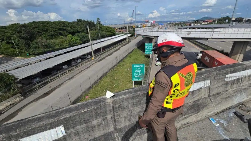 Miracle Escape: Couple Survives 10-Metre Bridge Plunge in Sriracha