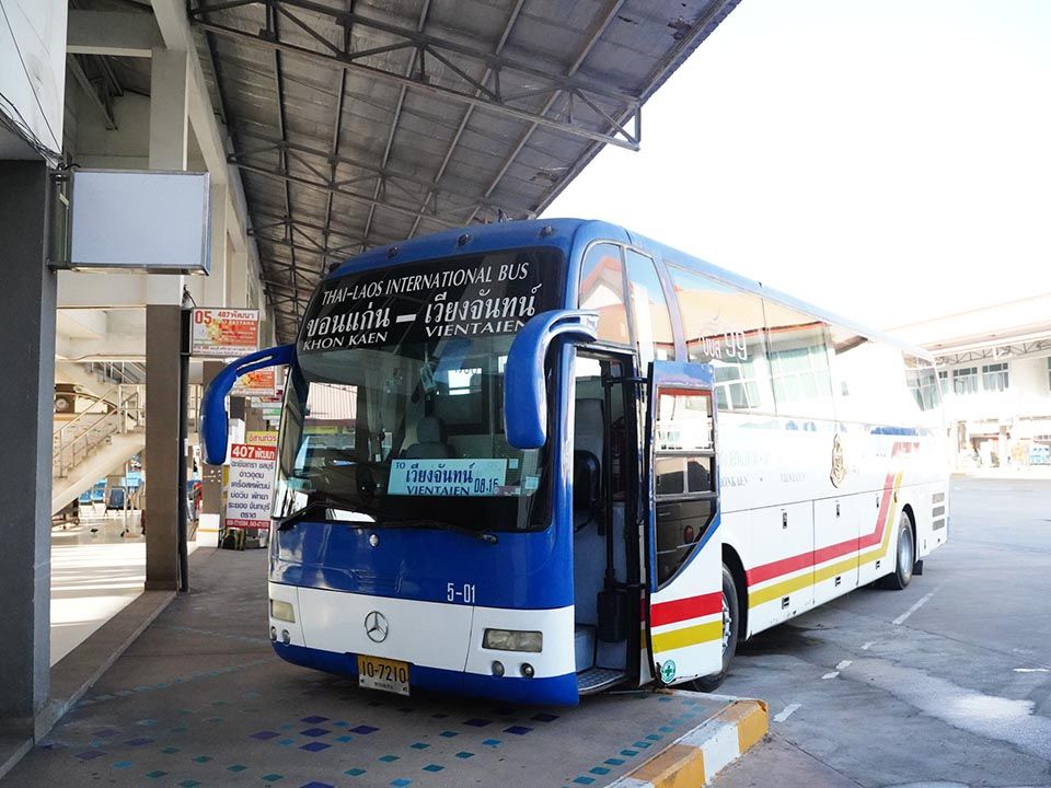 New bus link connects Thailand to Vientiane in just 4 hours | News by Thaiger