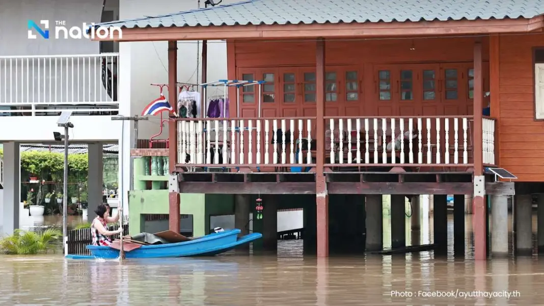 Thailand’s Flood Nightmare: 17 Provinces Engulfed, Thousands Flee